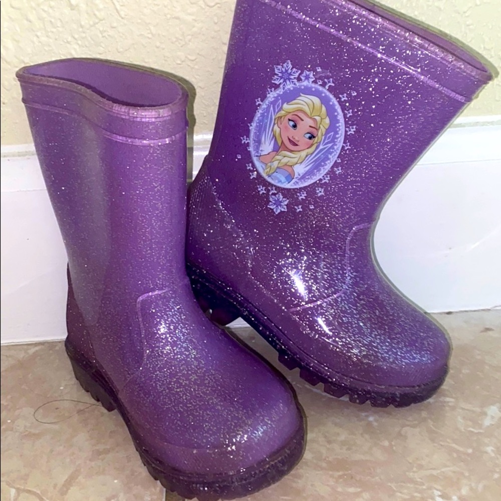 Frozen Elsa Rainboots size 7C